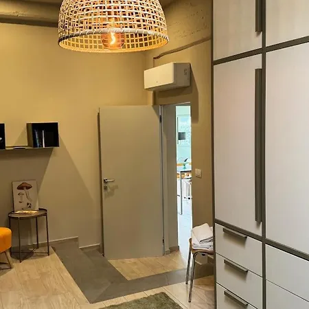 Appartement Resto 4 *